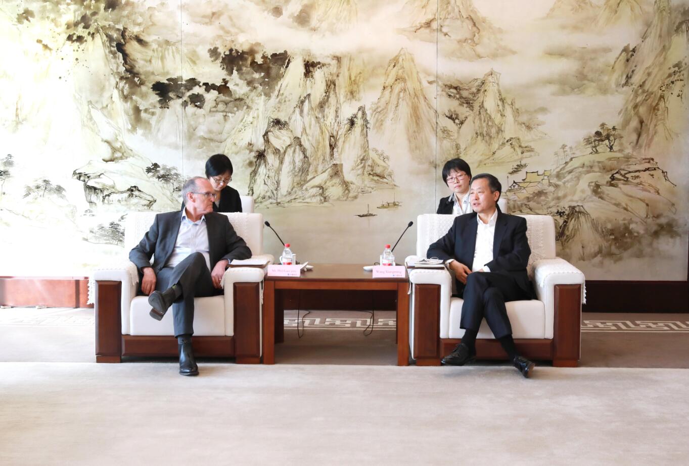 QQ截图20181120175247.jpg QQ截图20181120175247.jpg