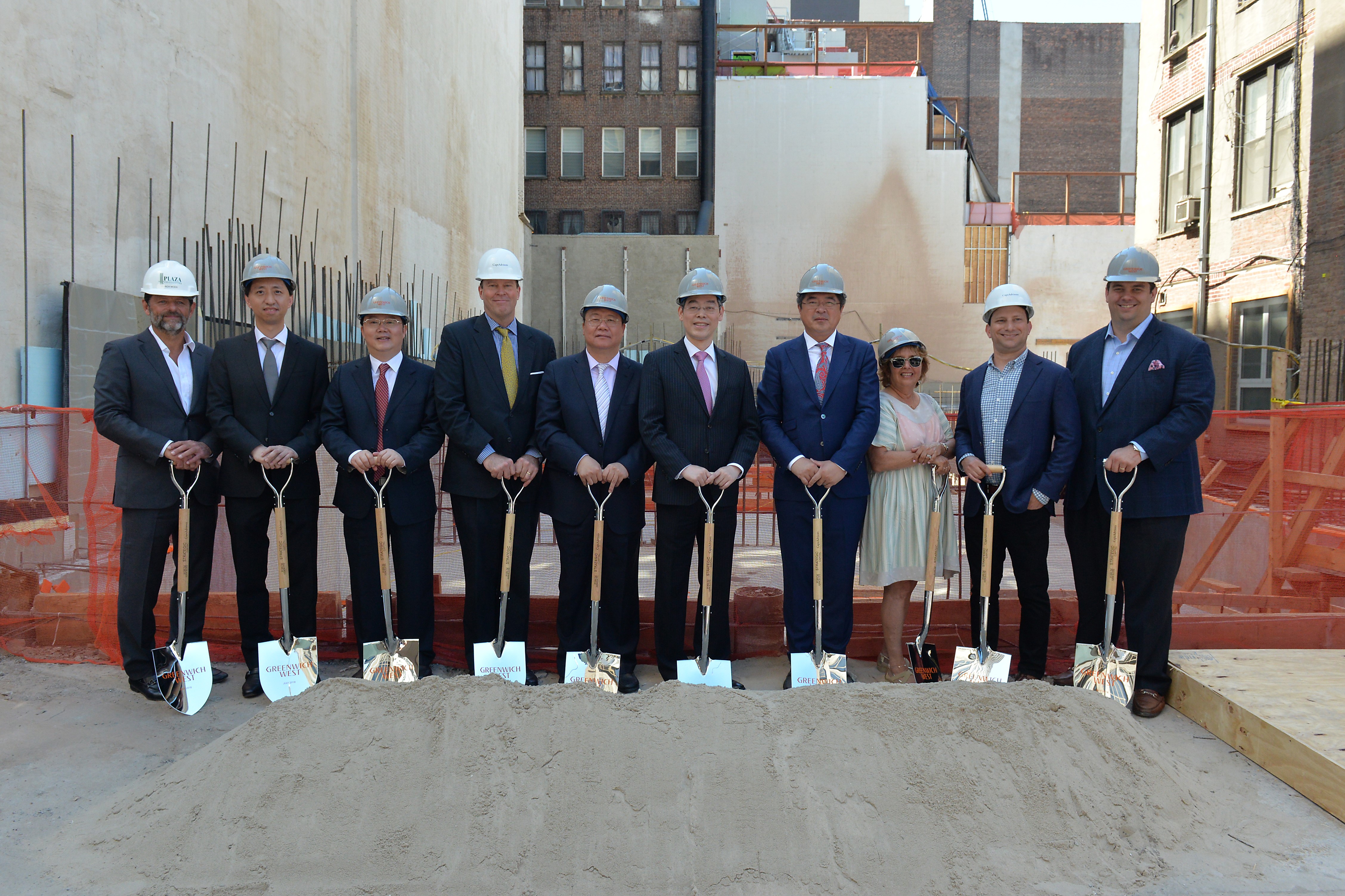 曼哈顿高端产权公寓Greenwich West项目奠基