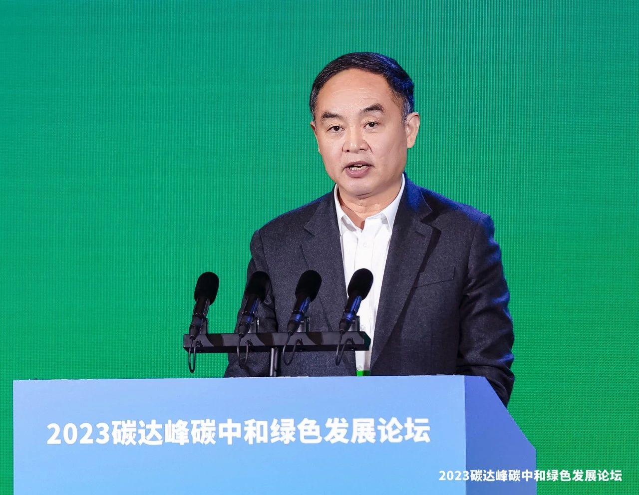 8ff3c13d2a34562e215f8a4bb44a2bb2.jpg 8ff3c13d2a34562e215f8a4bb44a2bb2.jpg