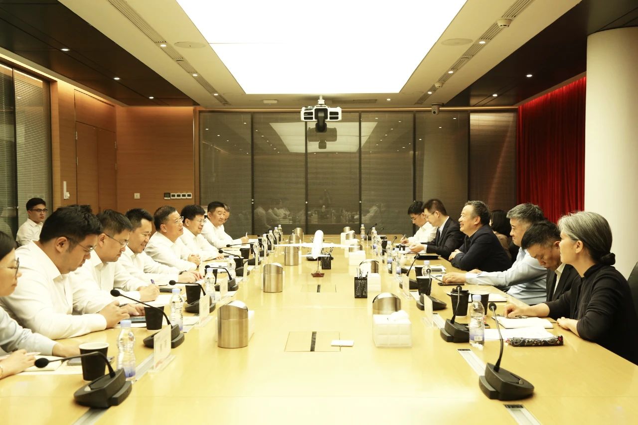 东航222.jpg 东航222.jpg