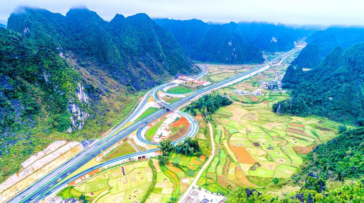 高速公路.jpg