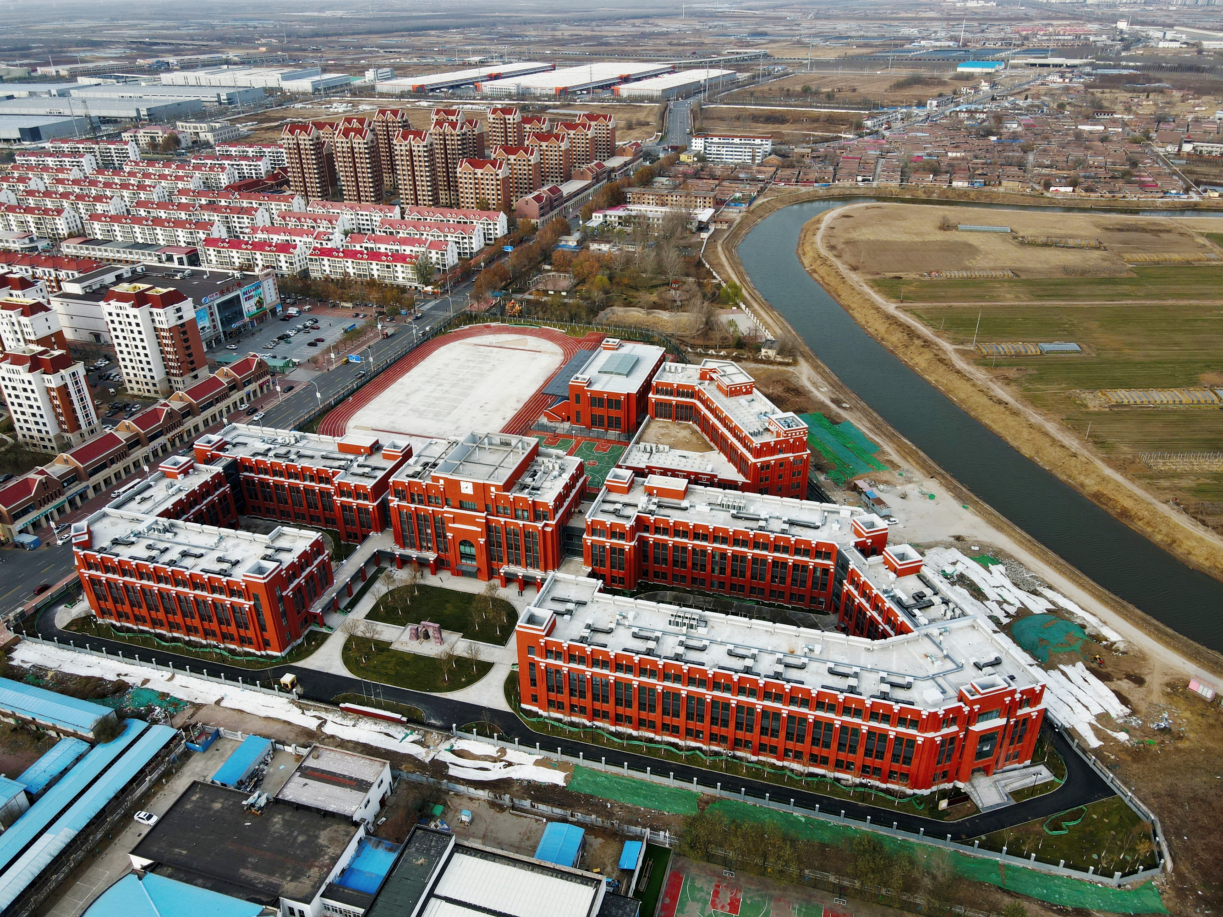 北方大区承建的天津市首个钢结构装配式学校——当城中学迁建工程竣工