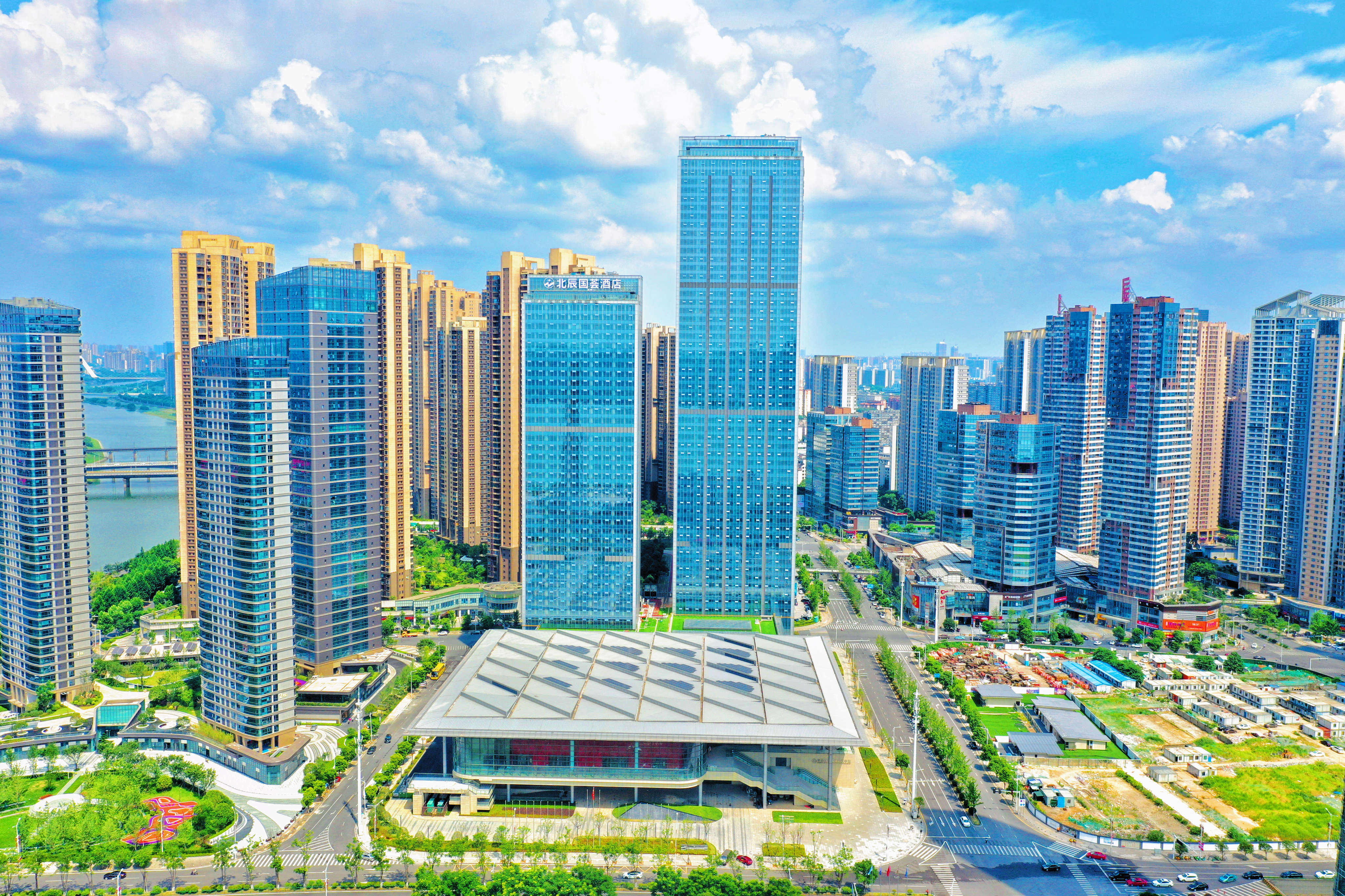 中建二局长沙北辰国际会议中心综合项目通过竣工验收