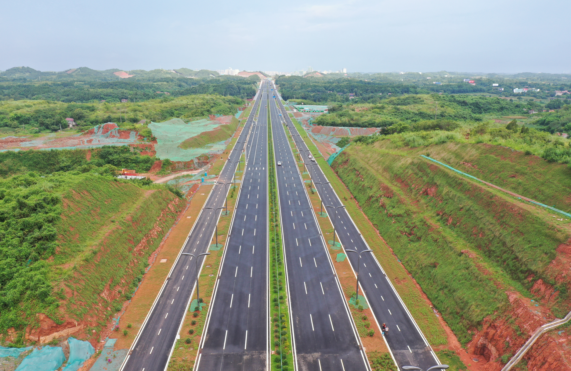 中建三局成都成龙简快速路项目竣工