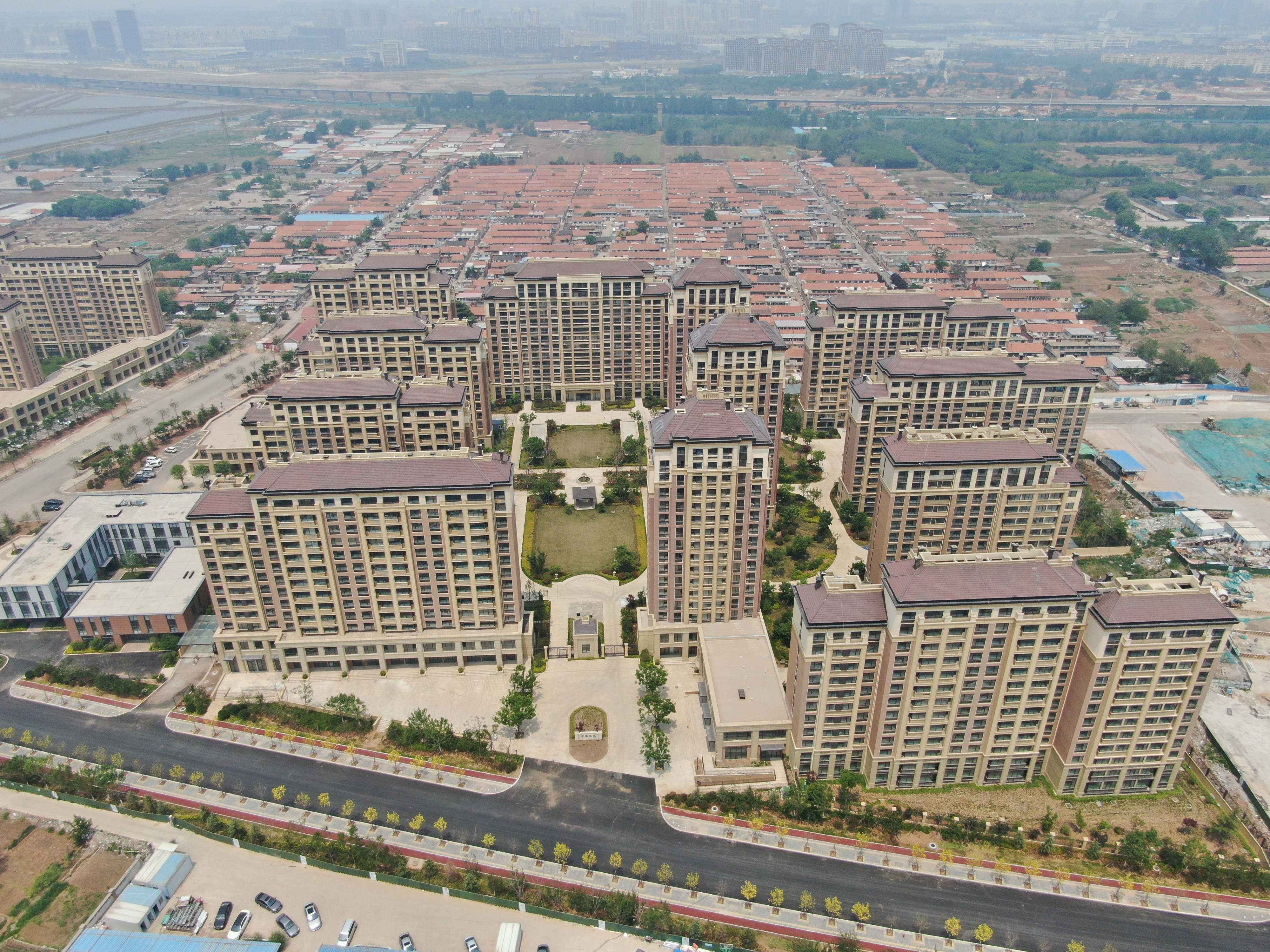 中建八局承建的青岛市红岛安置区宁家0102项目竣工交付