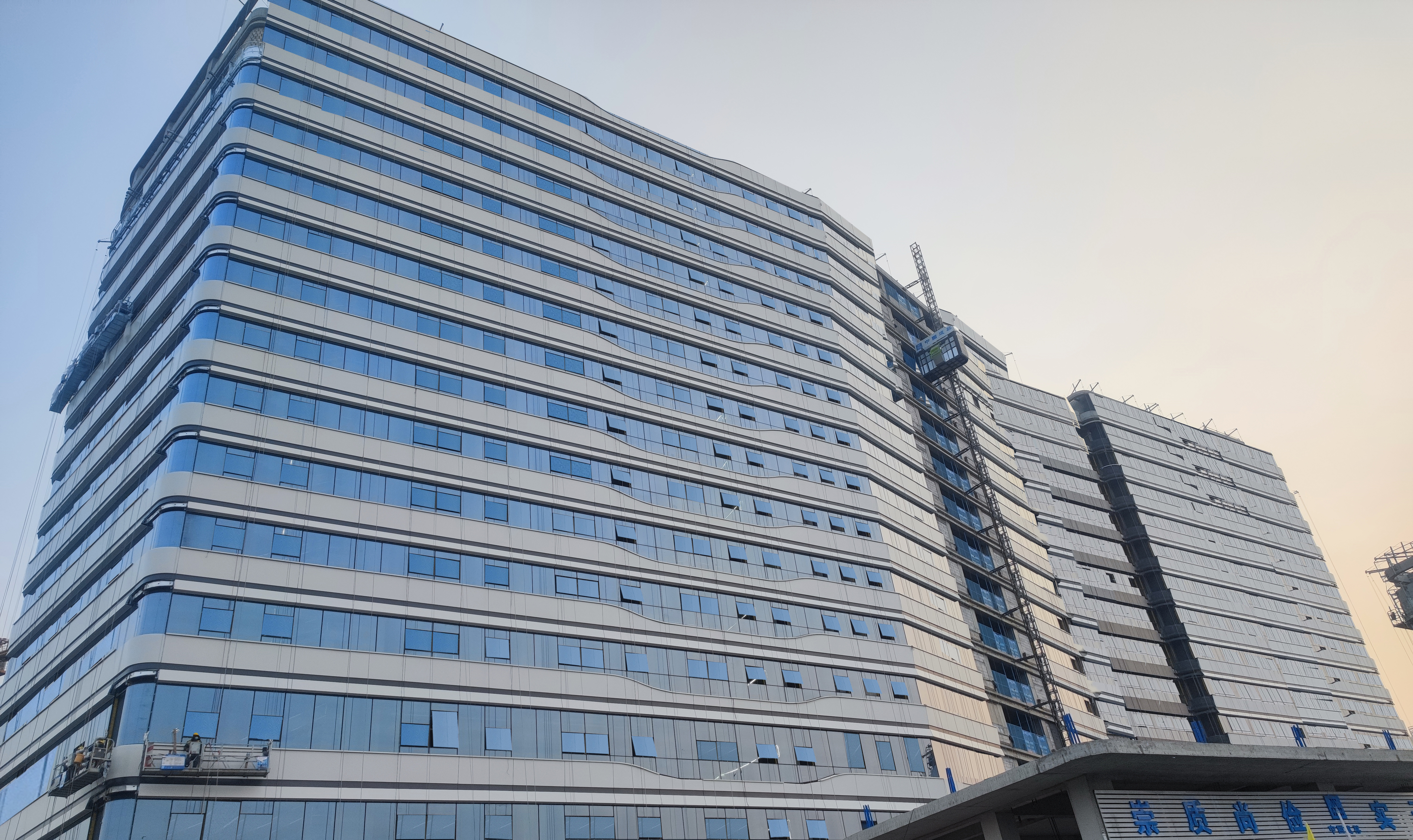 完工实景图.jpg 完工实景图.jpg