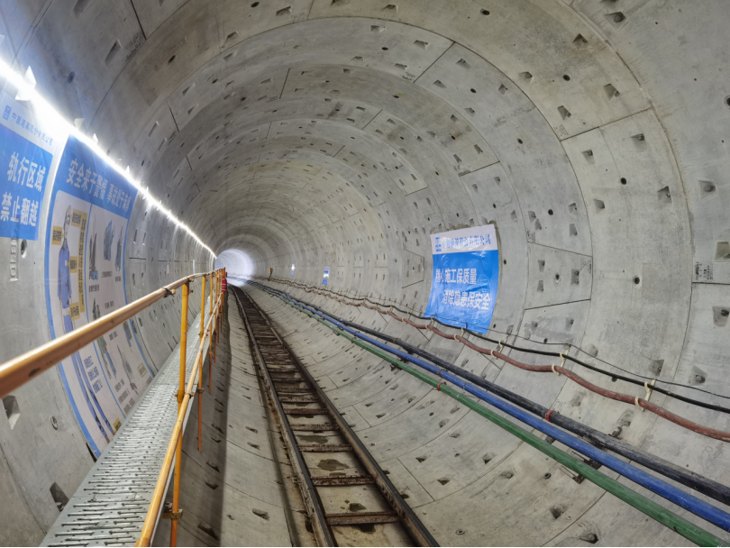 中建三局承建的成都轨道交通27号线一期工程全线贯通