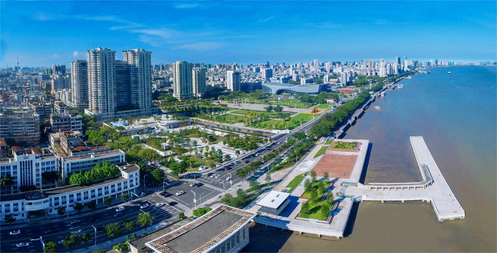 汕头市人民广场改扩建及景观提升工程设计施工总承包项目实景图.jpg