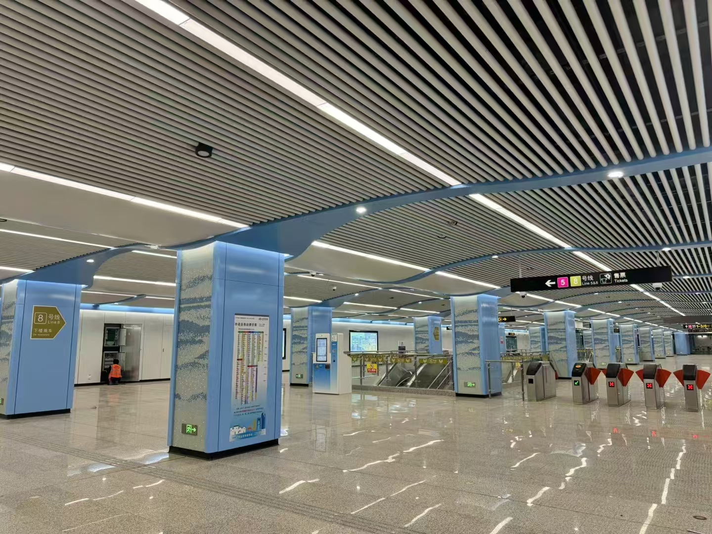 【中建安装投稿官网】中建安装参建的苏州轨道交通8号线项目开通运营2.jpg 【中建安装投稿官网】中建安装参建的苏州轨道交通8号线项目开通运营2.jpg