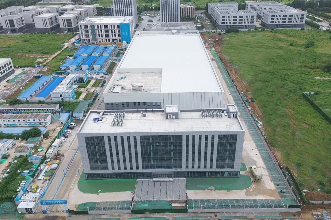 【中建安装投稿官网】中建安装承建的济南算谷产业园EPC项目卫星AIT厂房及研发车间正式完工.png