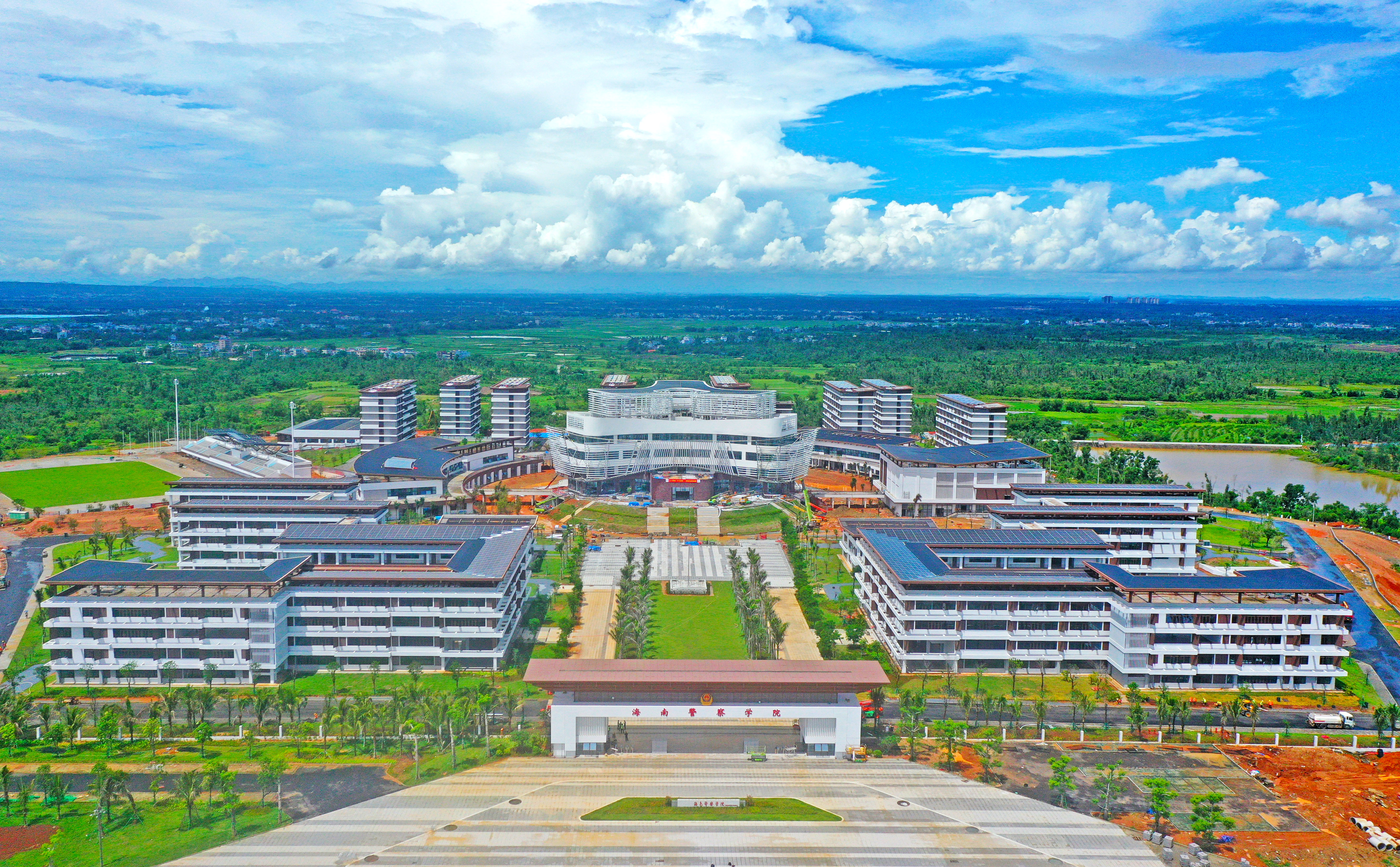 海南警察学院（省综合训练基地）一期项目.jpg