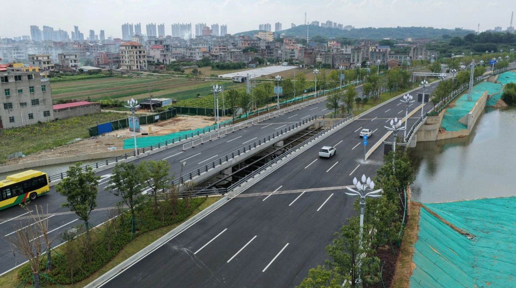集团外网+集团报+局报投稿【简讯一束】中建海峡莆田市永嘉街（惠好大道-福厦高铁）道路建设工程顺利通车并召开项目总结会议.png