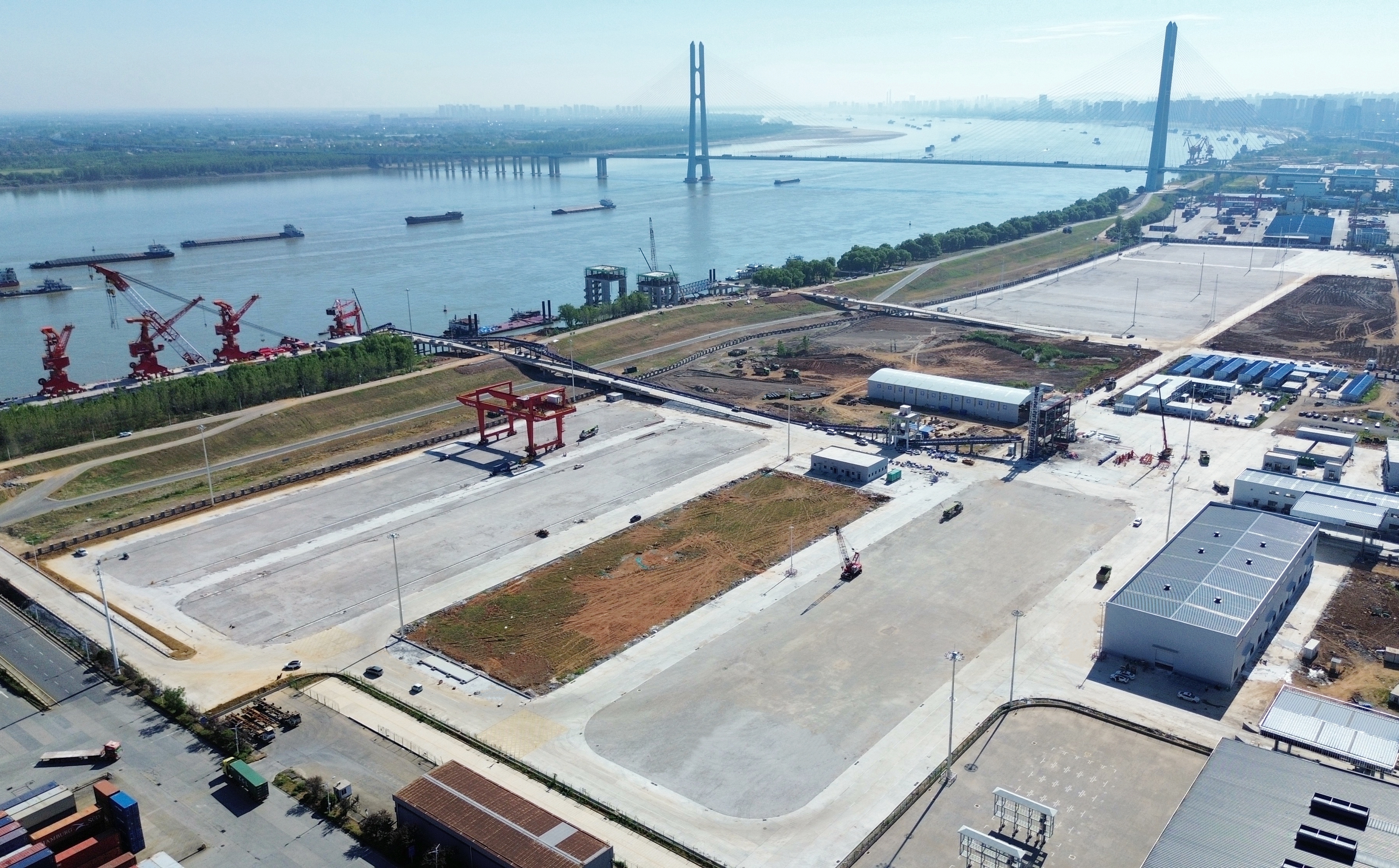 1.九江港城西港区多用途码头、滚装码头工程现场图.jpg