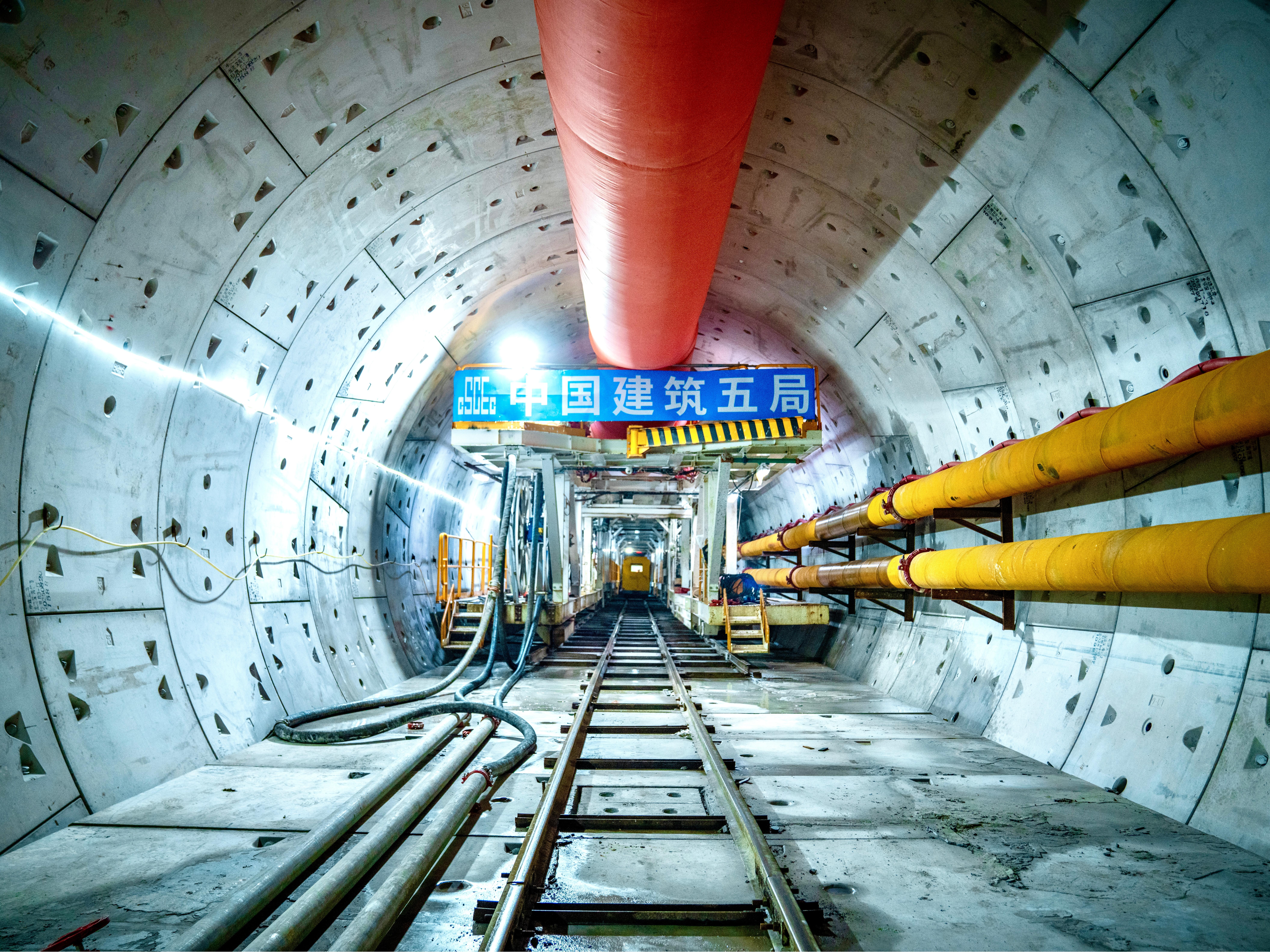 隧道内部图片.jpg