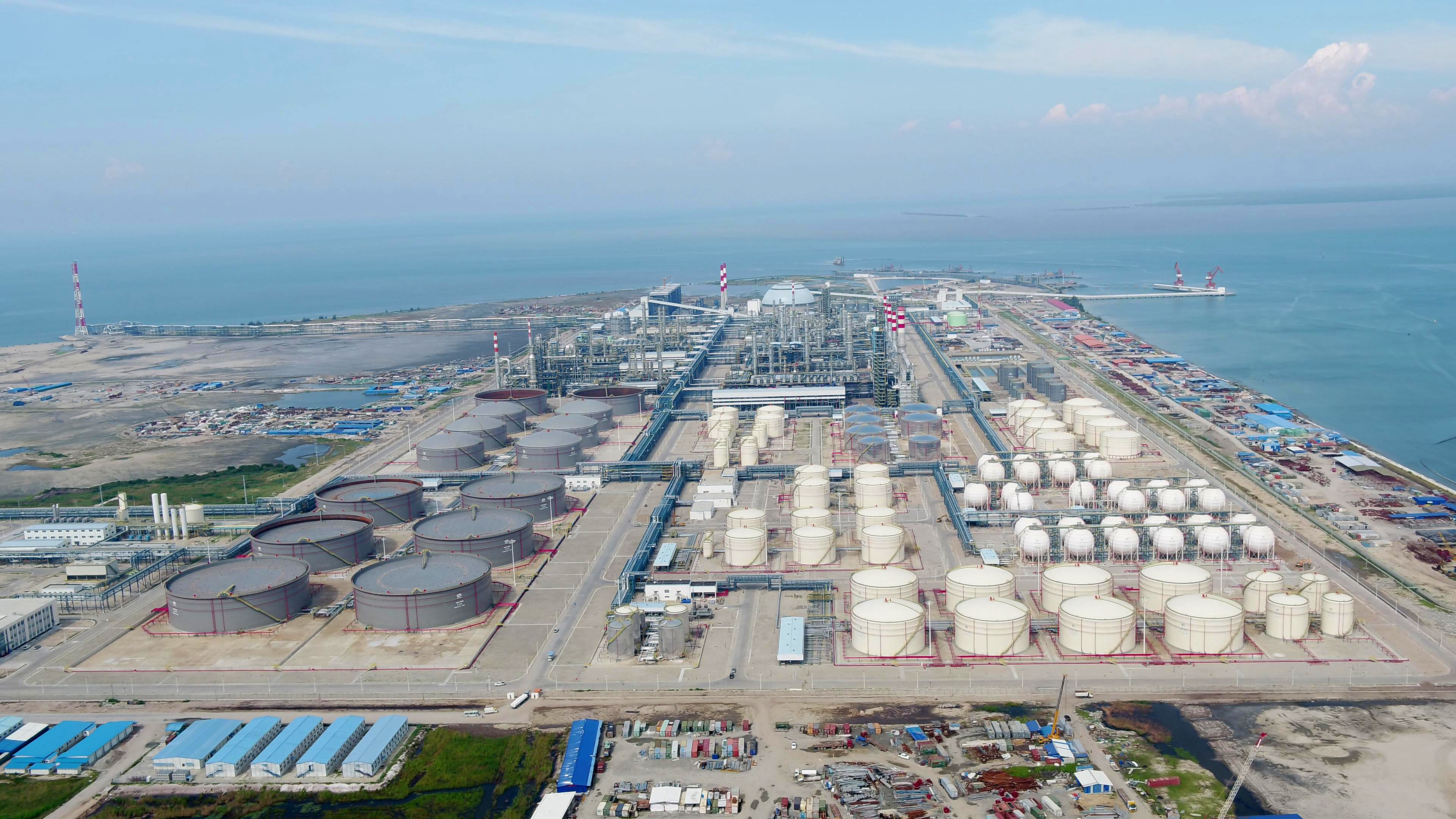 1 恒逸（文莱）PMB石油化工项目.jpg