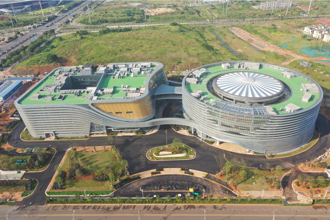 中建三局承建的南昌市民中心建设工程完工