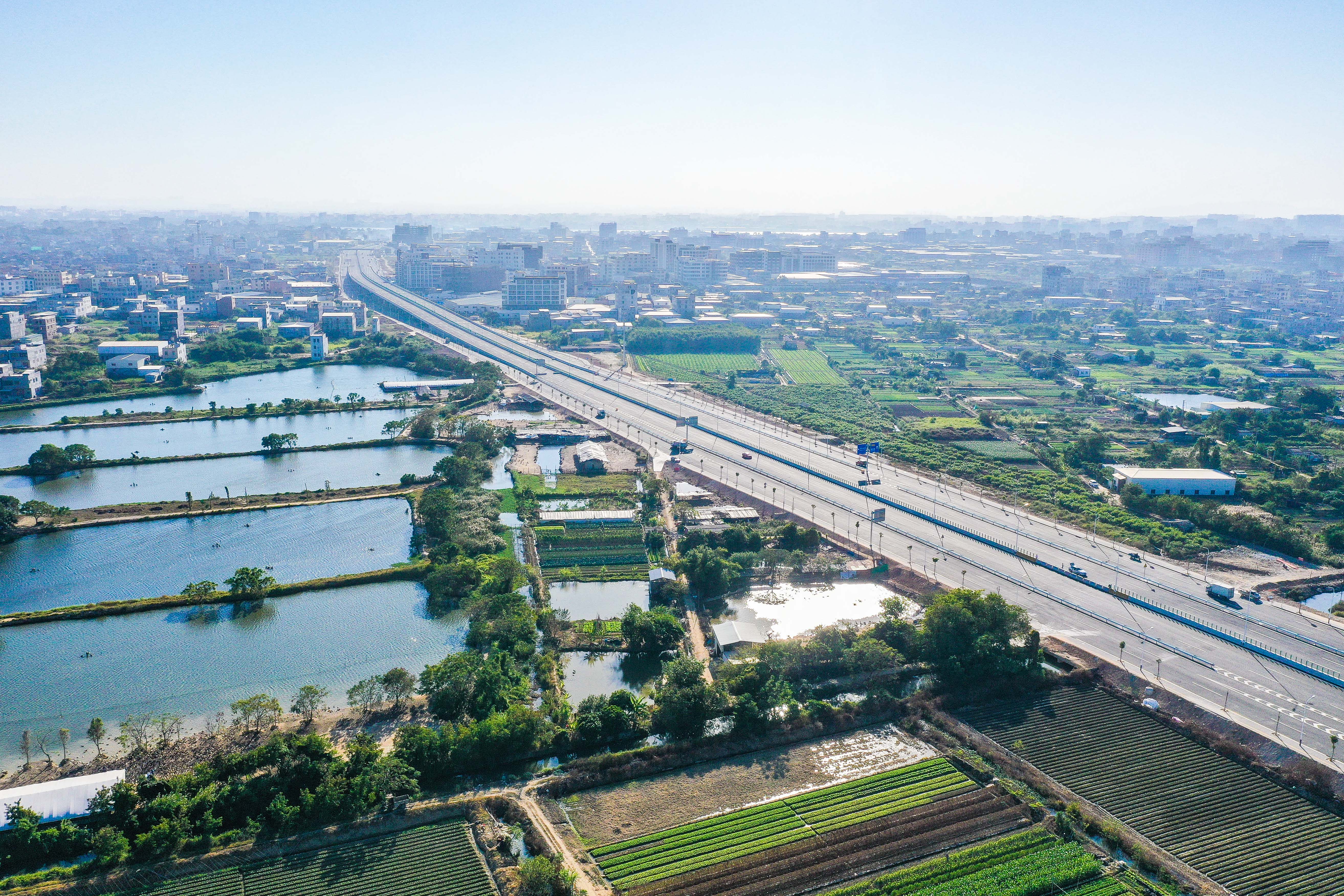 中建四局承建的汕北大道凤东路澄海段正式通车
