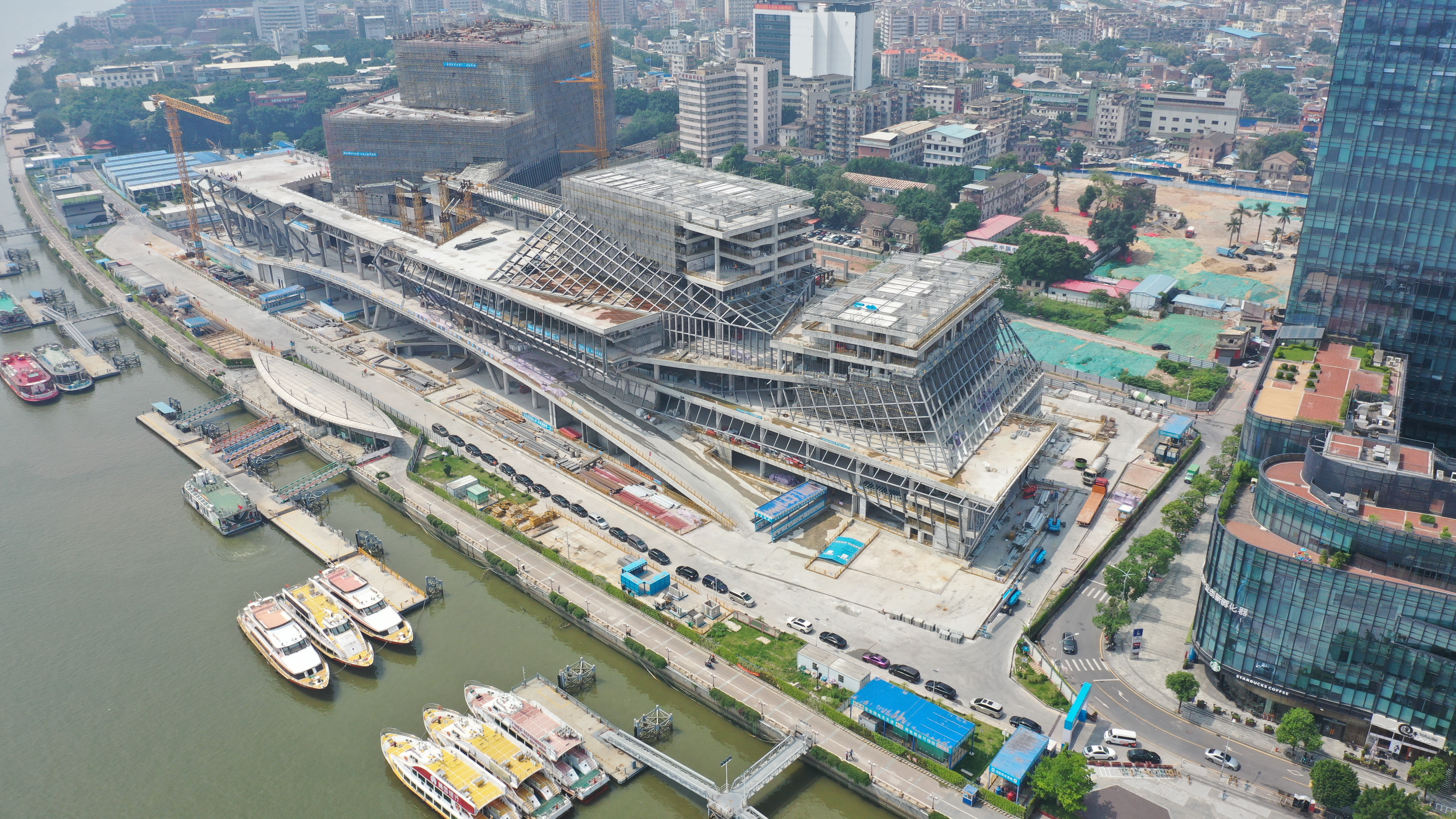中建三局承建的广东三馆合一项目主体结构封顶