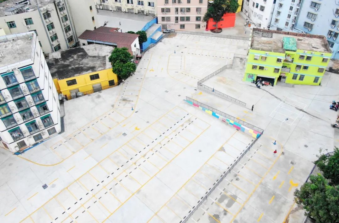 图11：围里社停车场.jpg