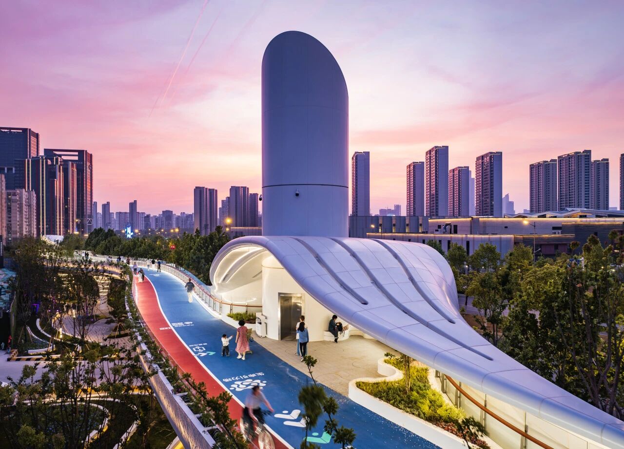 绿廊1010.jpg 绿廊1010.jpg