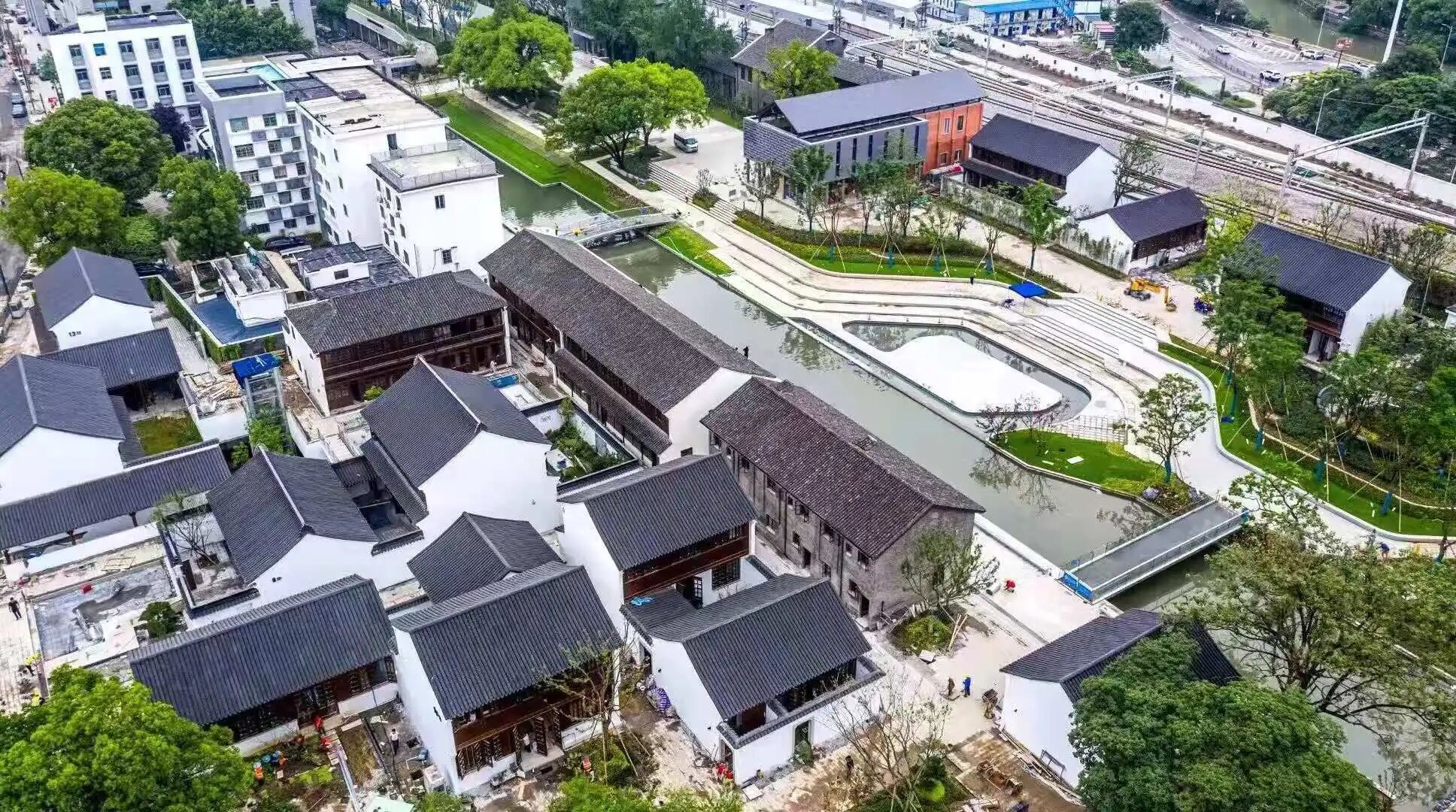 红色555.jpg 红色555.jpg