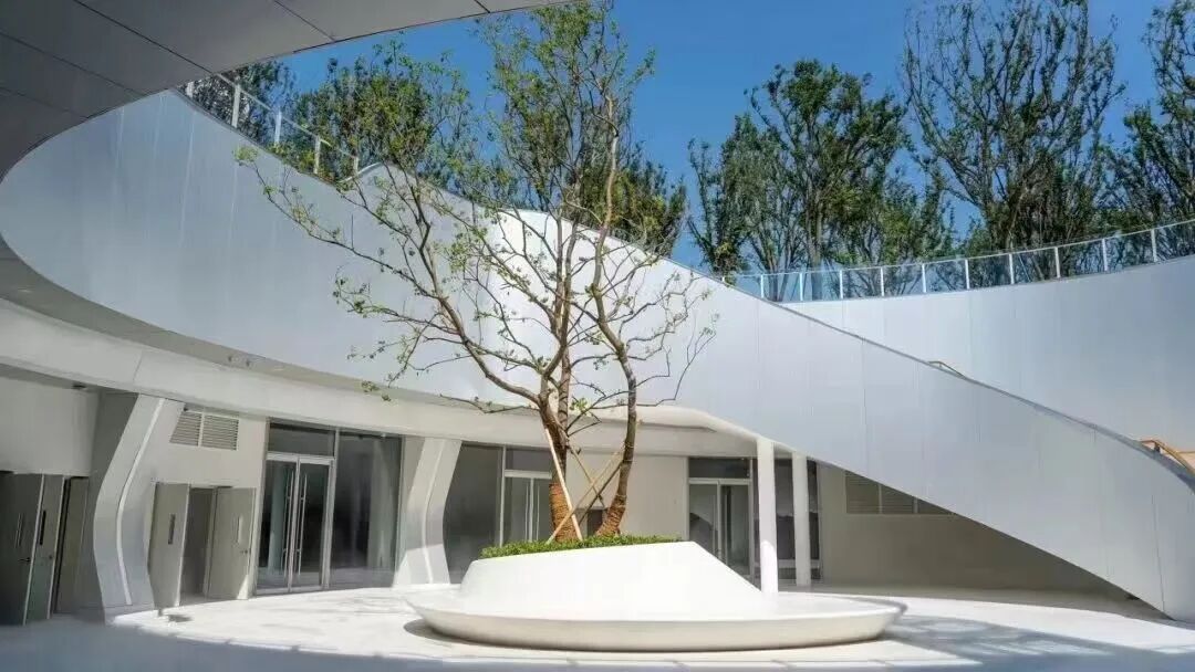 红色010.jpg 红色010.jpg