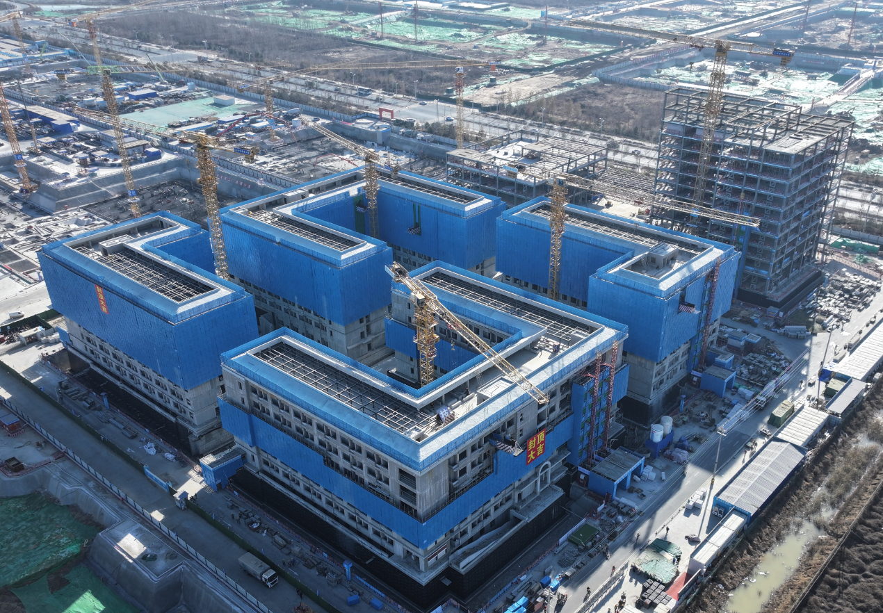 北京科技大学雄安校区第一组团项目主体结构全面封顶2.png