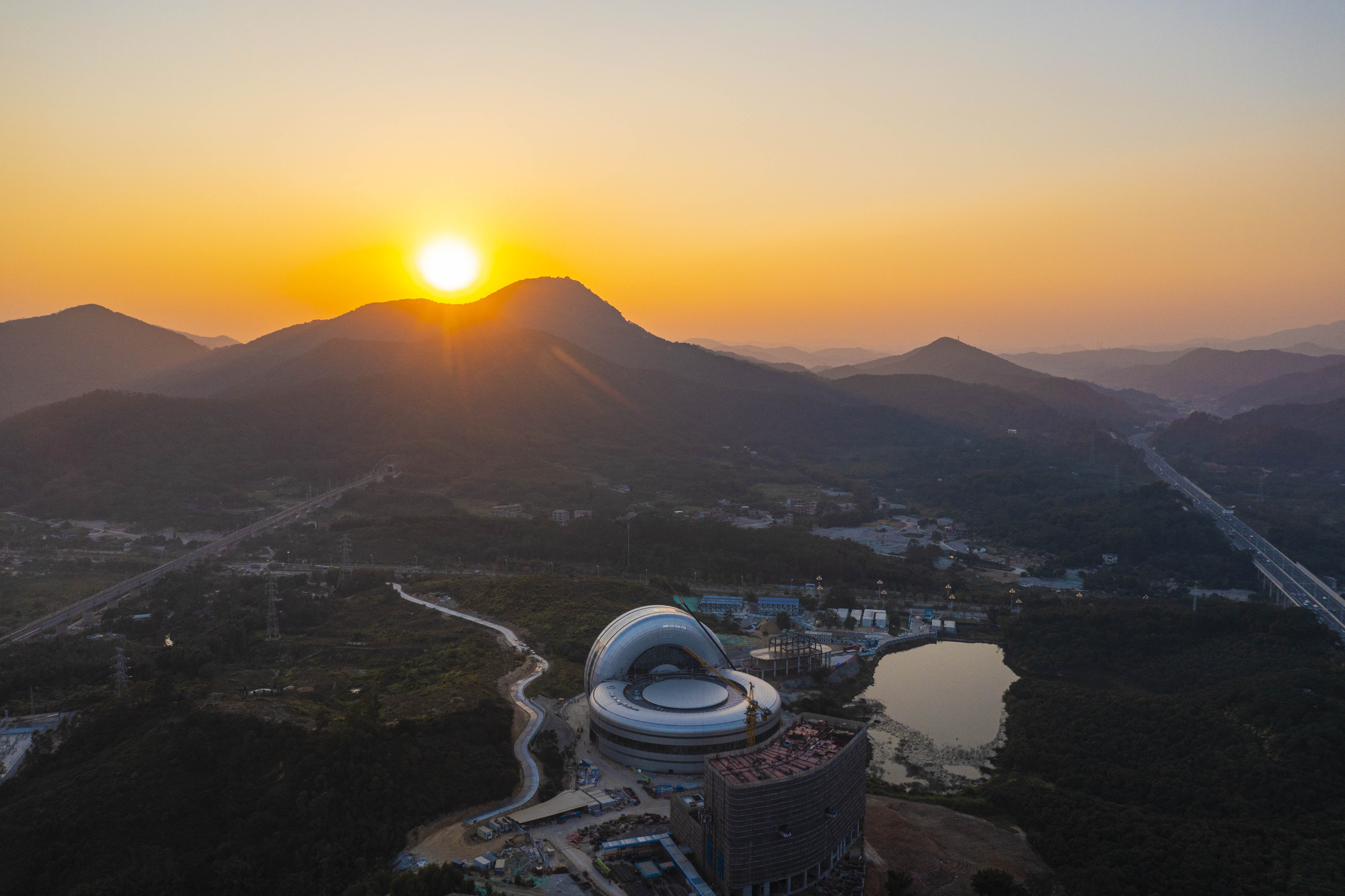 中建三局一公司承建的卡脖子工程-航空轮胎科学中心项目.jpg