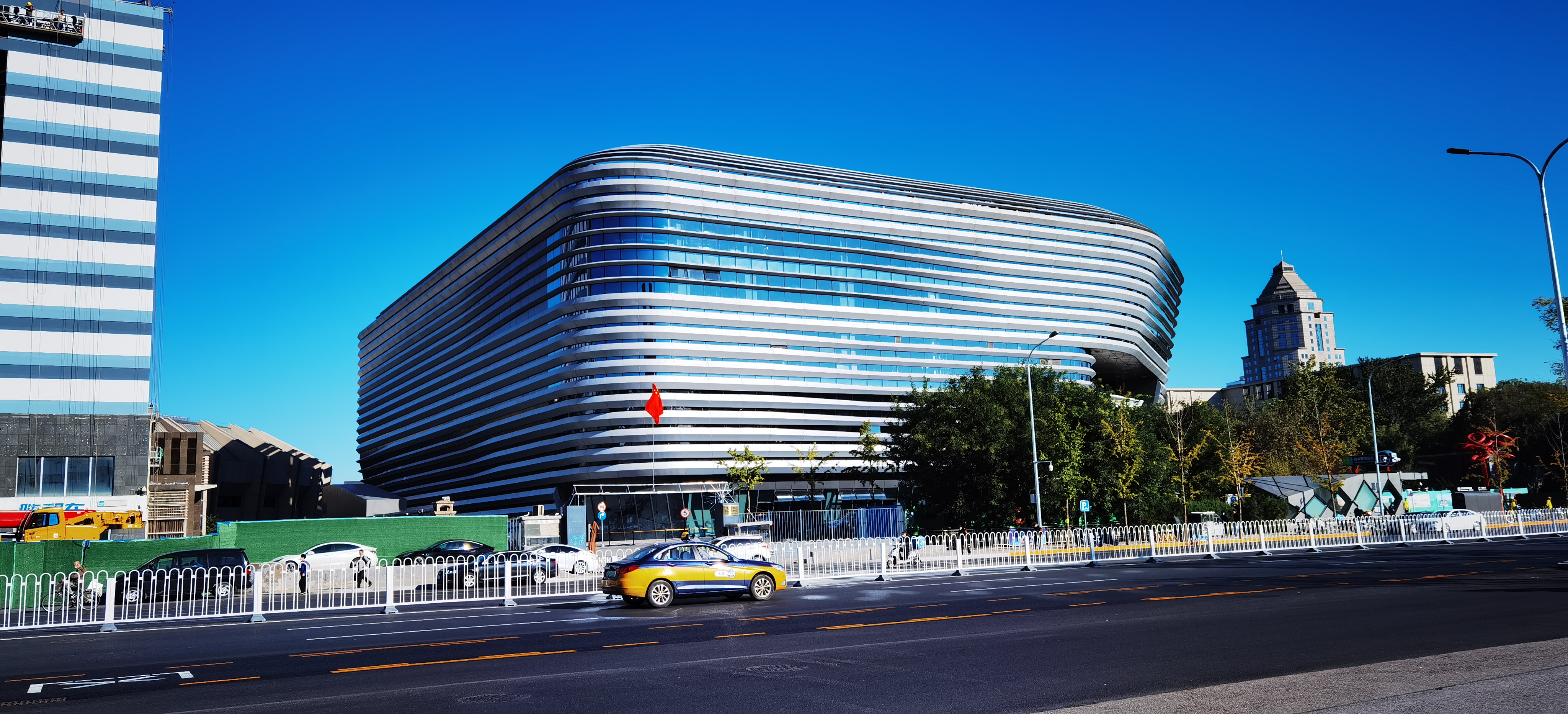 冬季运动管理中心综合训练馆“冰坛”.jpeg 冬季运动管理中心综合训练馆“冰坛”.jpeg